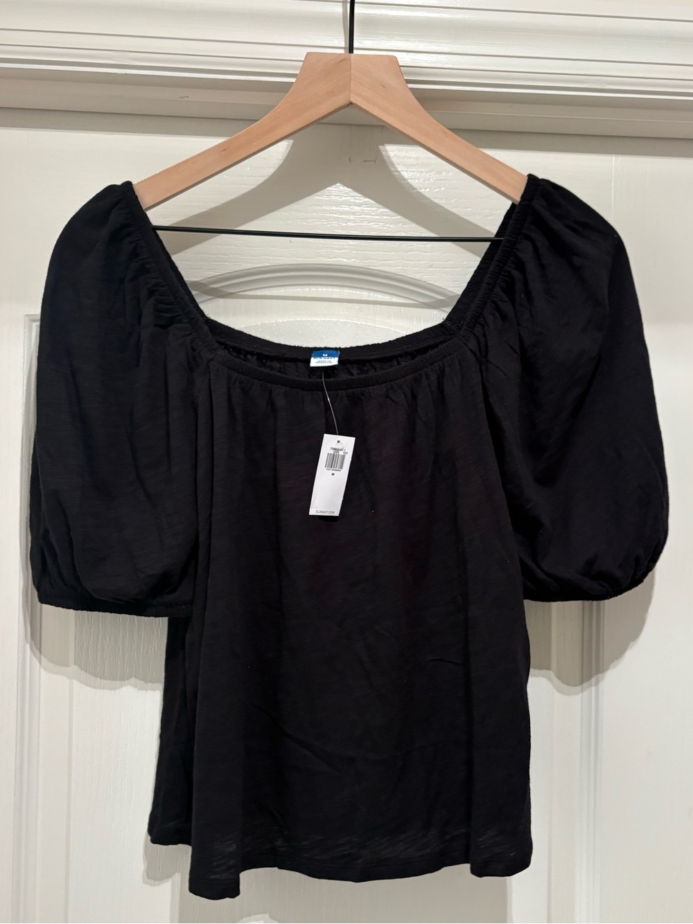 Women’s Old Navy square neck puff sleeve black top size M NWT